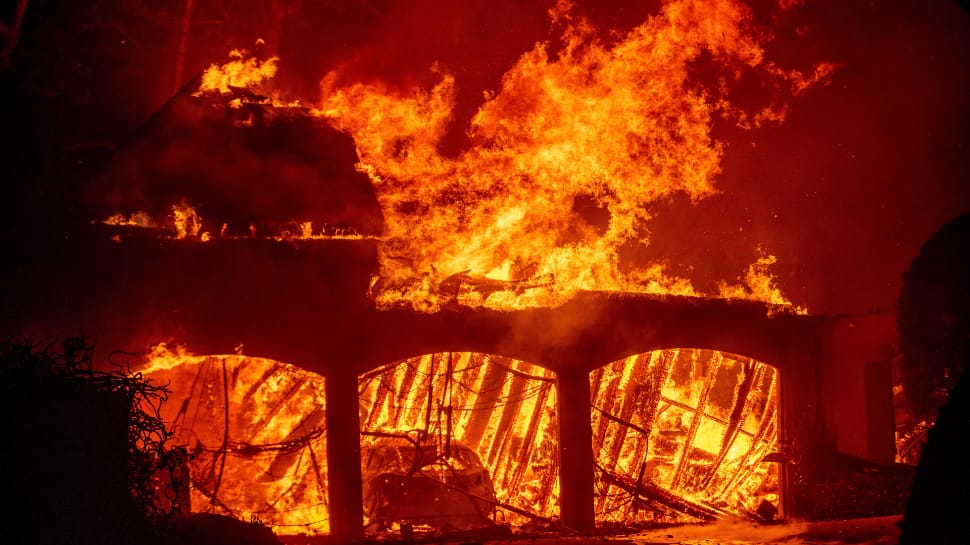 Hundreds Flee As Wildfires Burn Out Of Management In, Round Los Angeles