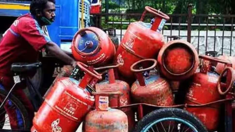 Govt Plans To Allocate Rs 35,000 Cr LPG Subsidy To IOC, BPCL, And HPCL