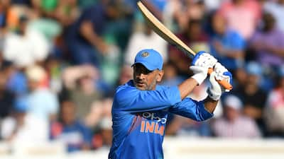  1. MS Dhoni