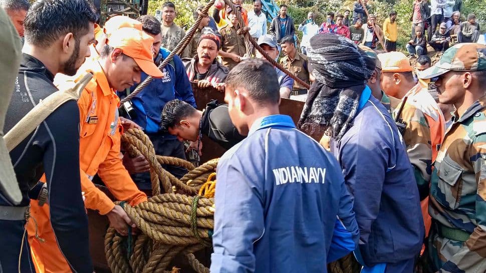 Navy Divers Withdrawn From Rescue Ops In Assam Coal Mine, dewatering Train Underway