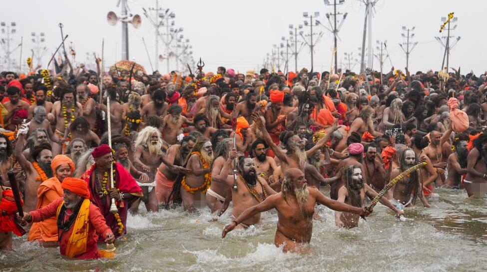 LIVE Updates Maha Kumbh Mela 2025 Check History, Rituals, Shahi Snan