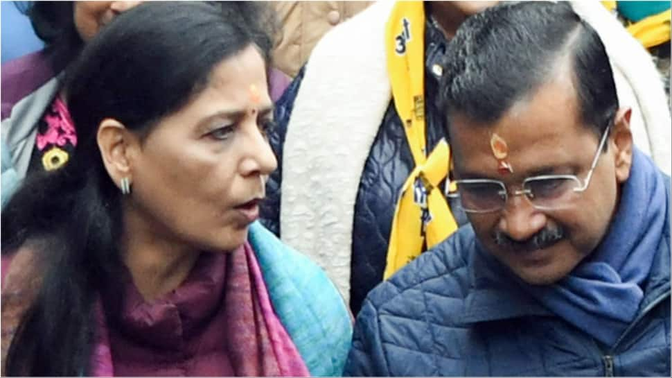 Arvind Kejriwals Spouse Sunita Owns Extra Property Than Him, Says Election Affidavit