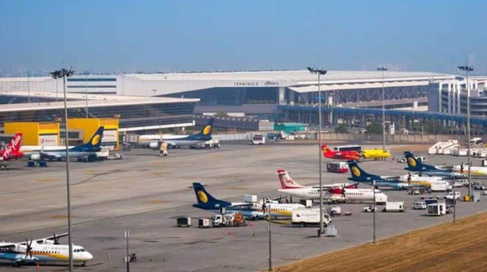 Delhi to Prayagraj flights