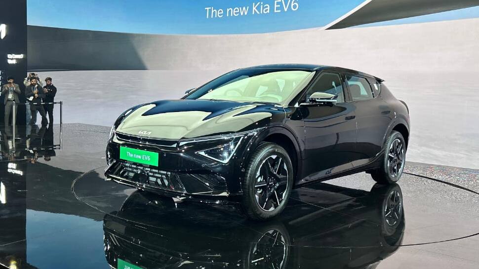 Kia Showcases Upgraded EV6 At Bharat Mobility Global Expo 2025; Bookings Open | Auto News  zeenews.india.com