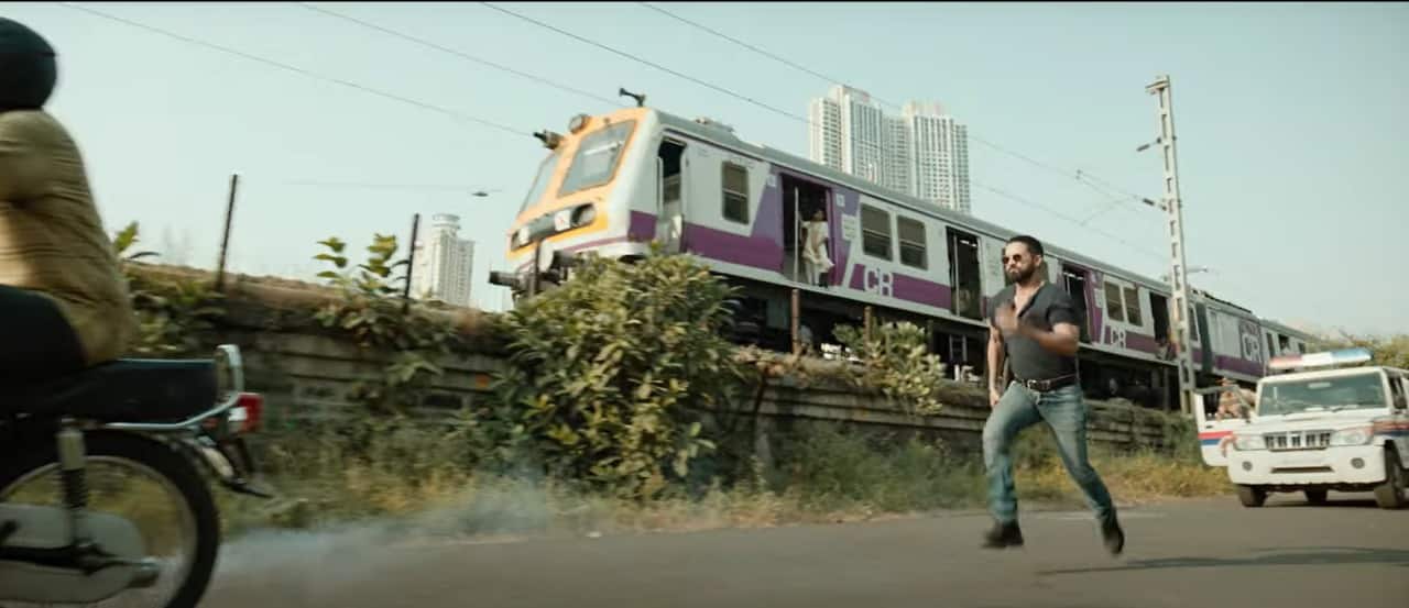 Adrenaline-Pumping Train Race
