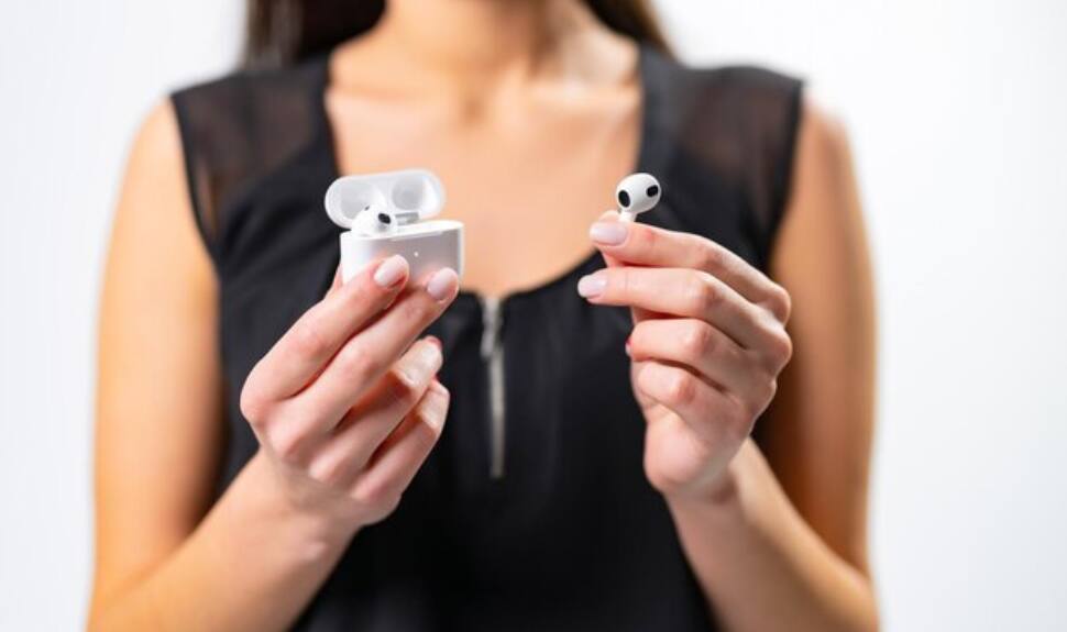 Shop these Earbuds that Redefine Wireless Audio in 2025