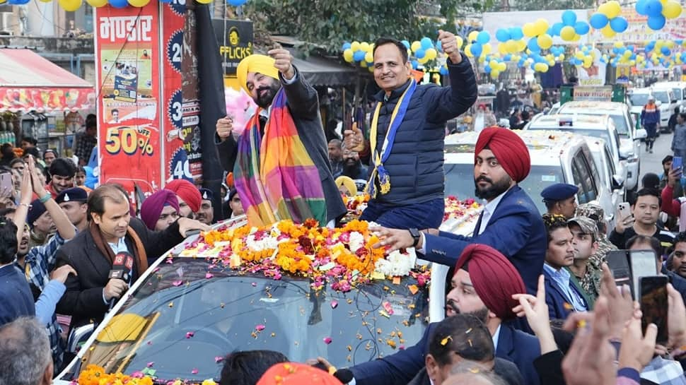 Why Punjabis Are At Center Of BJP, AAP, And Congress Rivalry In Delhi Polls