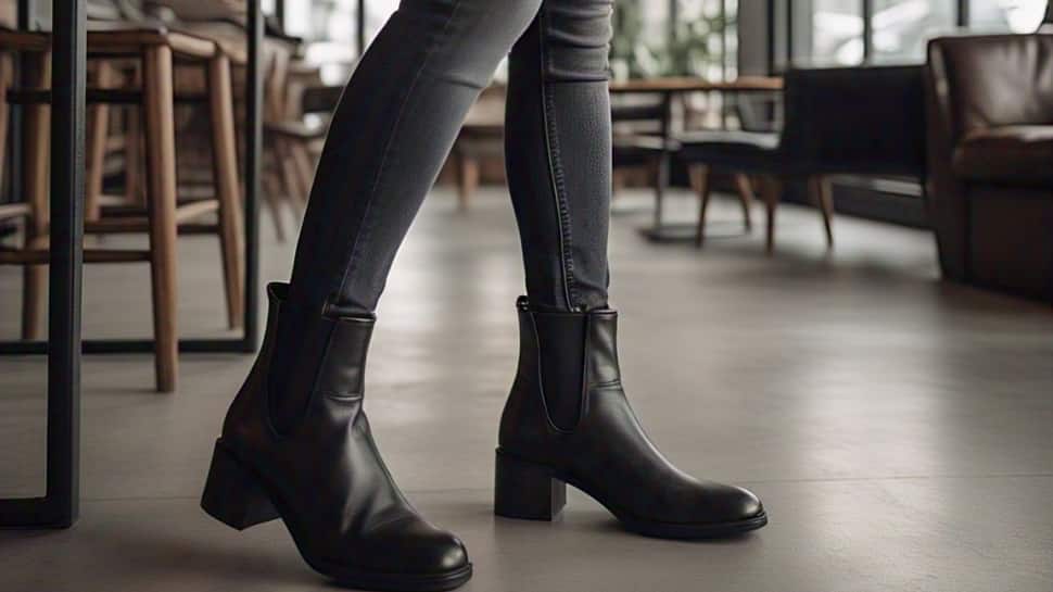 A Complete Guide to Buying Women's Short Boots Online