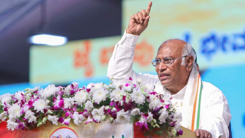 Election Commission's Independence 'Severely Compromised' By PM-HM Duo: Congress