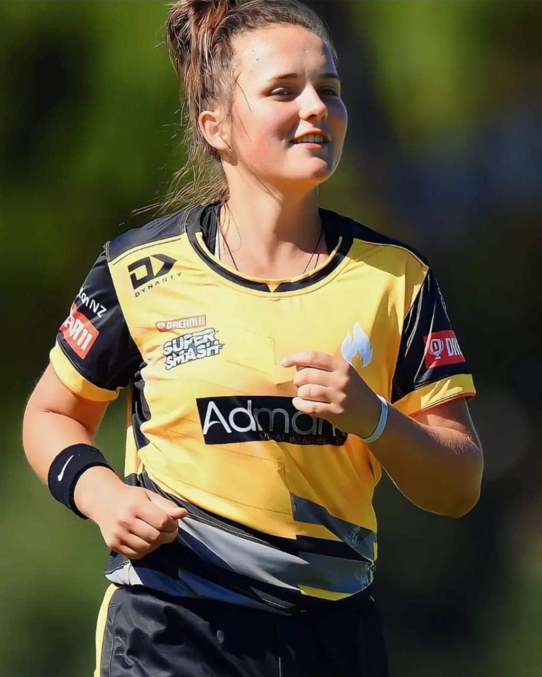 Who Is Amelia Kerr? New Zealand Cricketer Who Won ICC Women's Cricketer