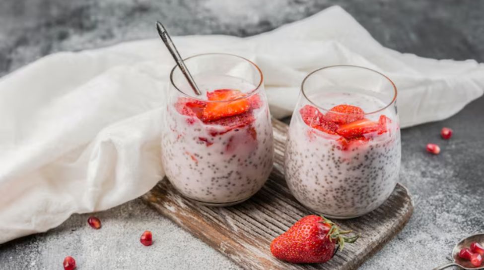 Chia Pudding with Fiber-Rich Toppings