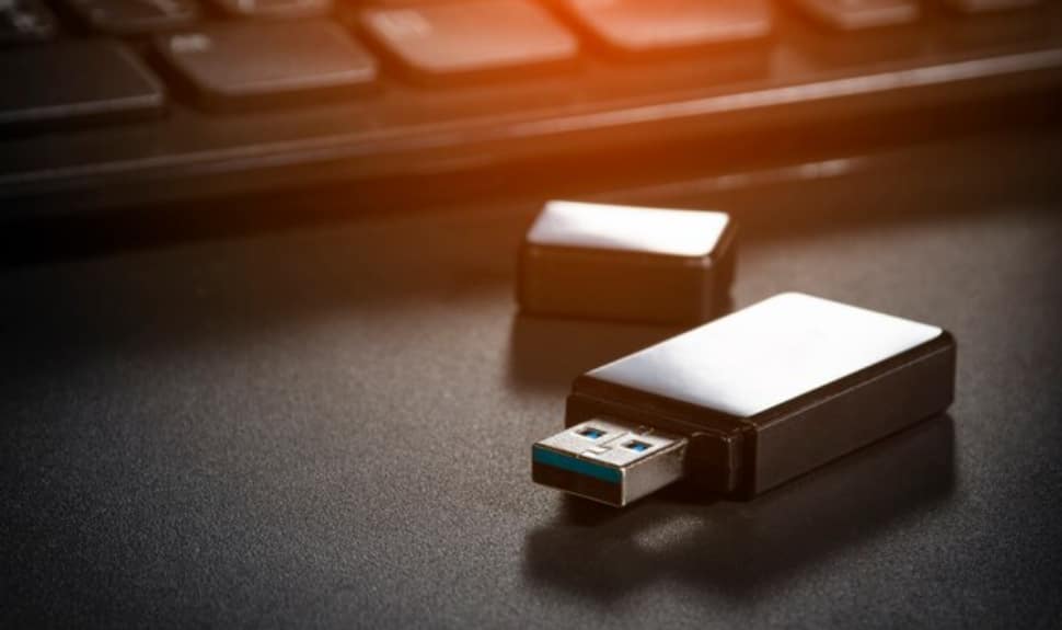 Grab these Top 4 Pen Drives for Work, Travel & Everyday Use Grab these Top 4 Pen Drives for Work, Travel & Everyday Use
