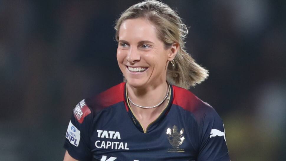 10. Sophie Molineux