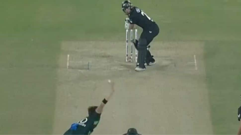 Glenn Phillips Hits Shaheen Shah Afridi For 25 Runs In An Over - Watch