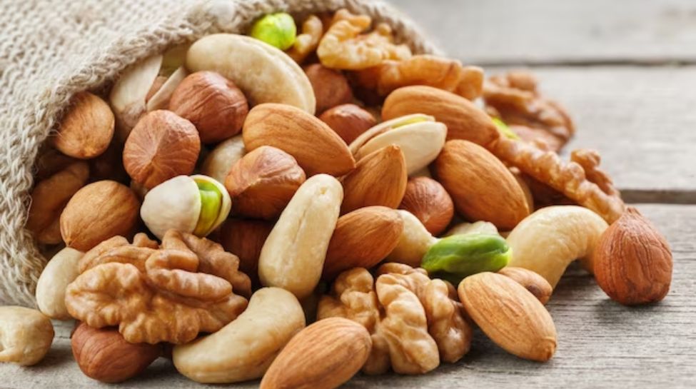Nuts (Almonds & Walnuts)