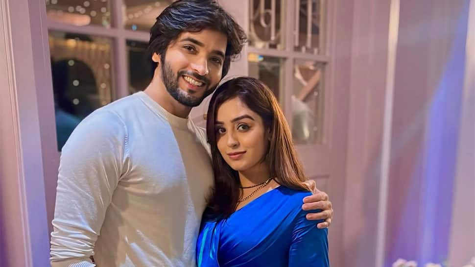 Valentine's Day Special: Chhathi Maiyya Ki Bitiya Actor Ashish Dixit Shares His 'Love Story' With Wife Shweta