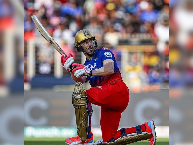 7. Faf du Plessis (2022-2024): The Torchbearer
