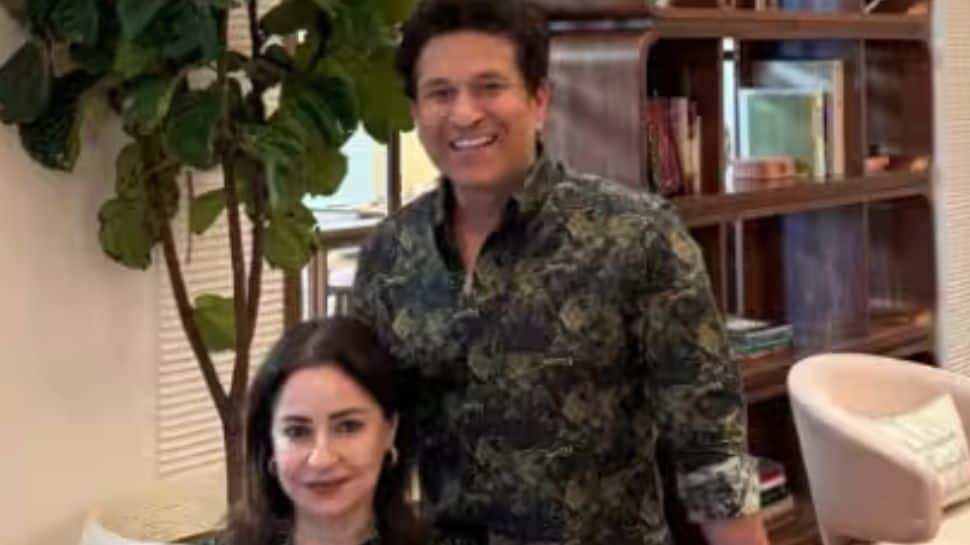 Sachin Tendulkar Celebrates Valentine’s Day With Wife Anjali Tendulkar, Video Goes Viral - Watch