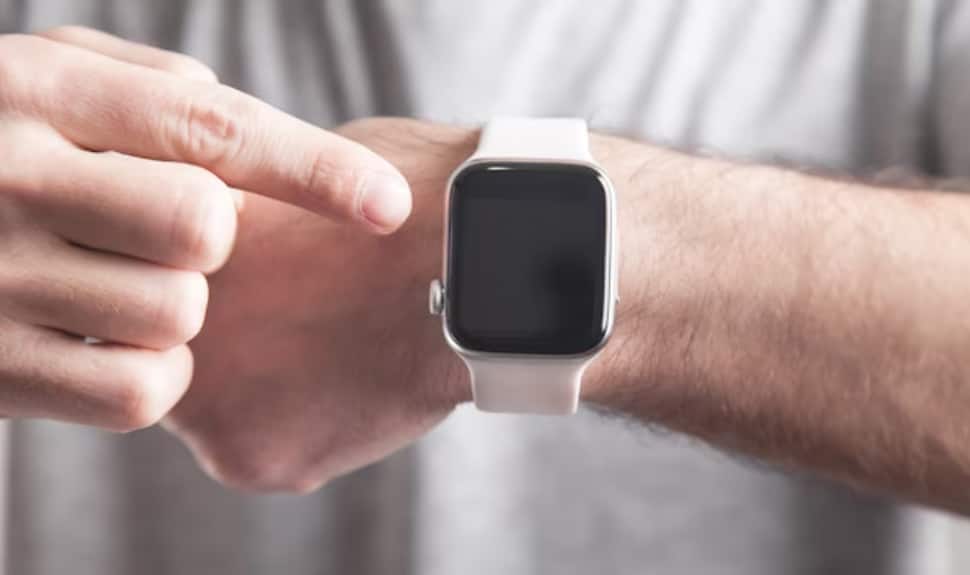 The Complete Smartwatch Guide: Best Style, Function, and Health Monitoring Option