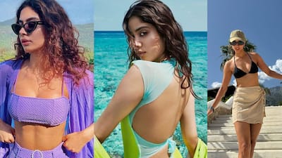 Actresses In Hot Beachwear! 