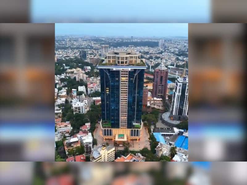 Picture of A White House At Top Of 400-Feet Tower...THIS $20 Million Penthouse Is ...