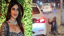 Priyanka Chopra Lends Money To A Disabled Beggar At Traffic Signal; Video