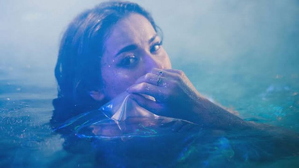 THIS Pakistani Actress Turned Up The Heat In Aquarius Mermaid