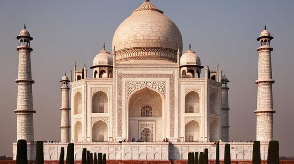 Agra, Uttar Pradesh – Celebrate Culture at the Taj Mahotsav