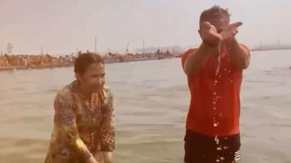 Mahakumbh 2025 An Exhilarating, Divine Experience: NSE CEO | Economy News  zeenews.india.com