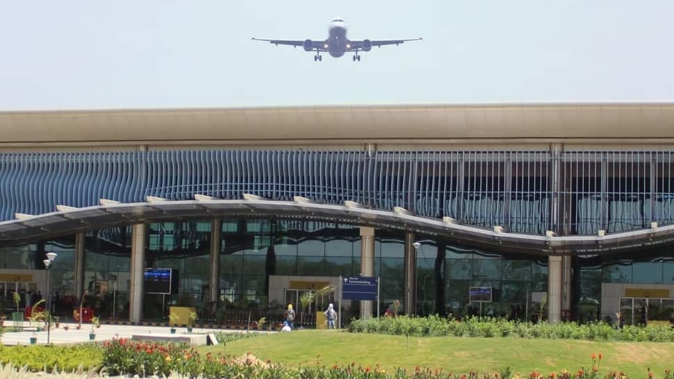 Maha Kumbh: Prayagraj Airport Copes With Sudden Surge In Traffic To Set Passenger Movement Records | Mobility News  zeenews.india.com