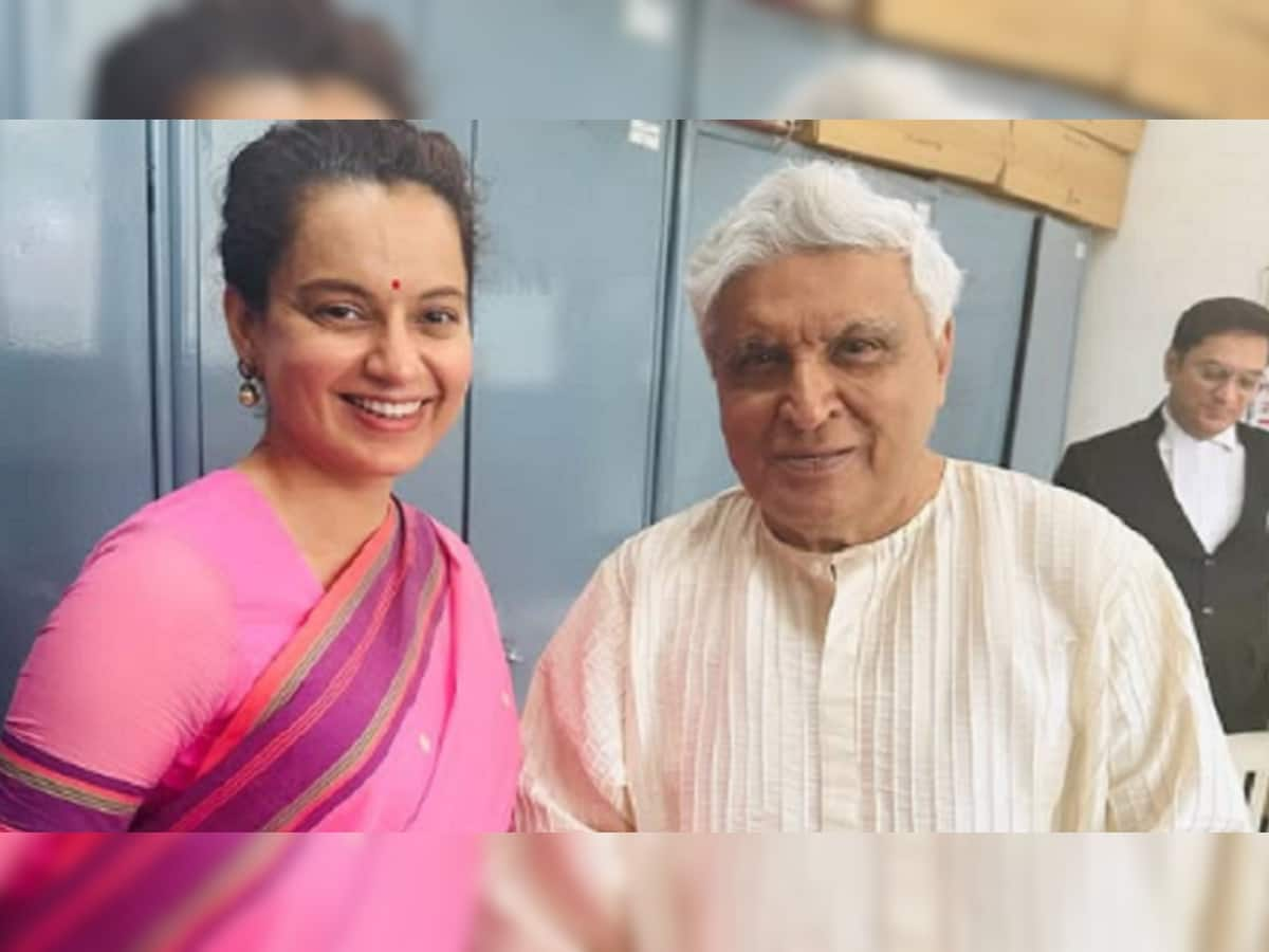 Kangana Ranaut &amp; Javed Akhtar Resolve Their Legal Battle; Pose For A Happy Picture Together