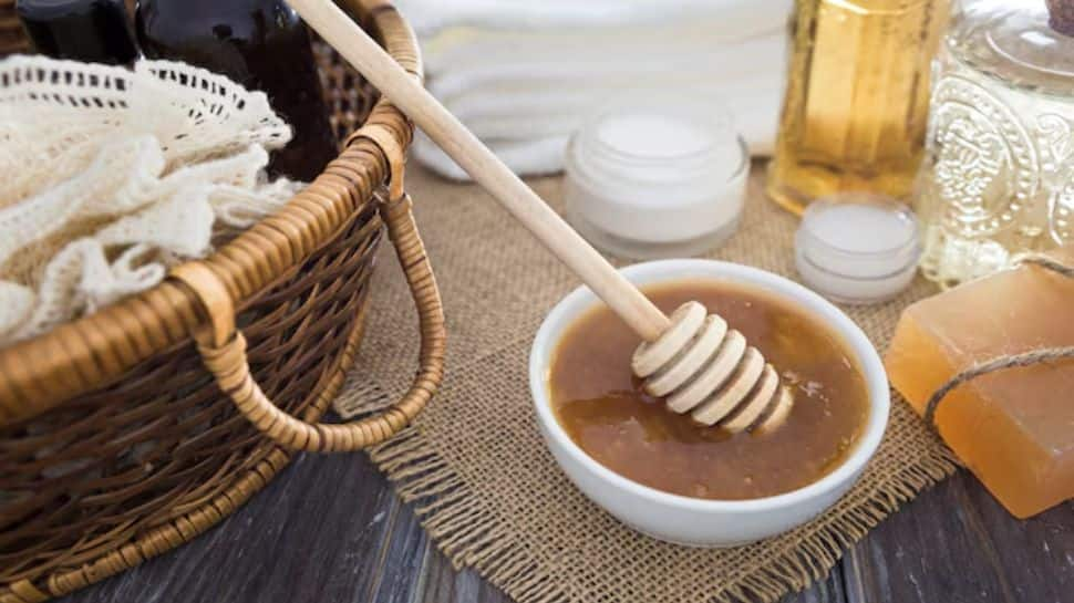 Easy Honey Hair Mask For Promoting Hair Growth: A Simple Natural Remedy