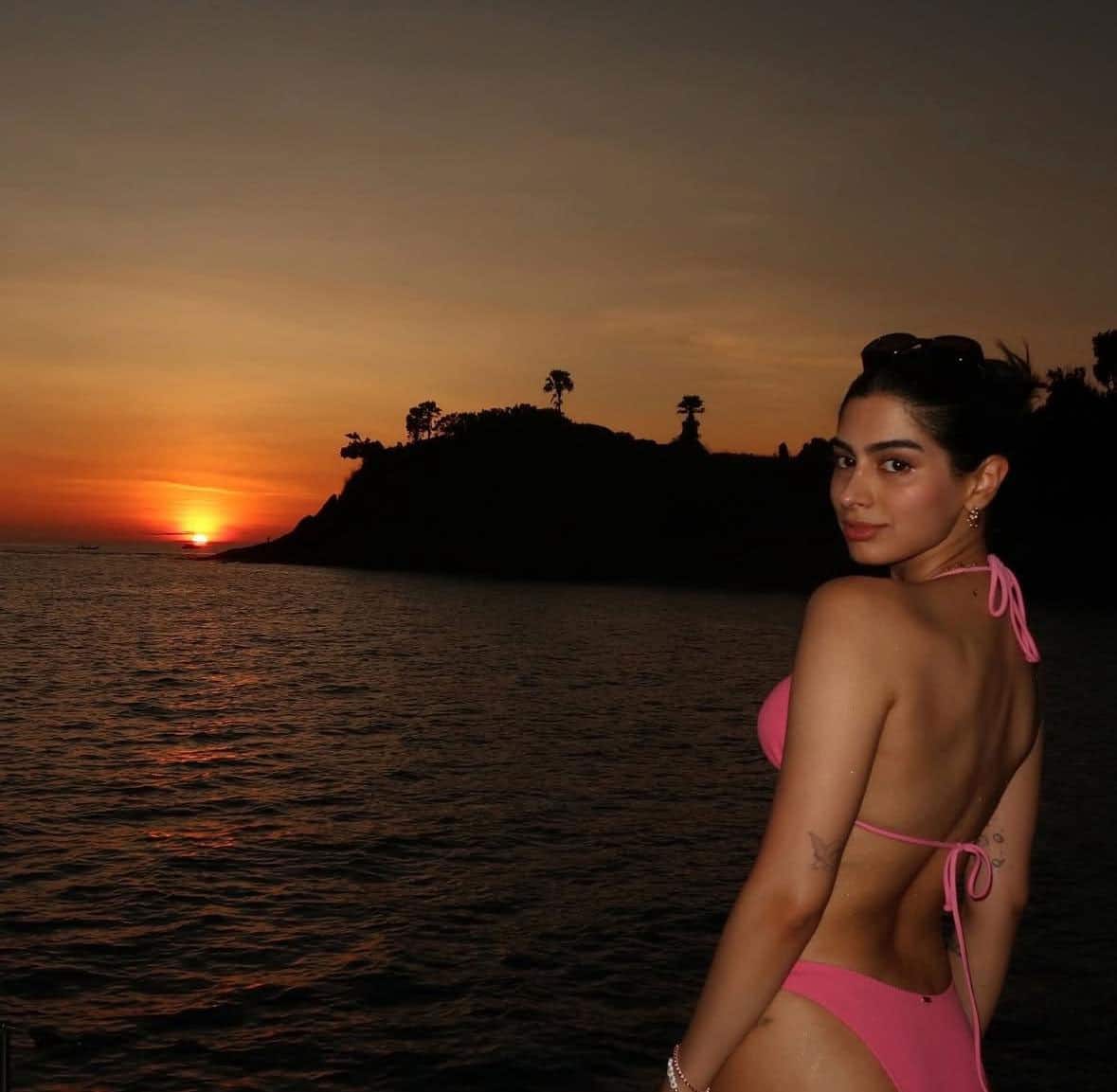 Khushi Kapoor Khushi Kapoor
