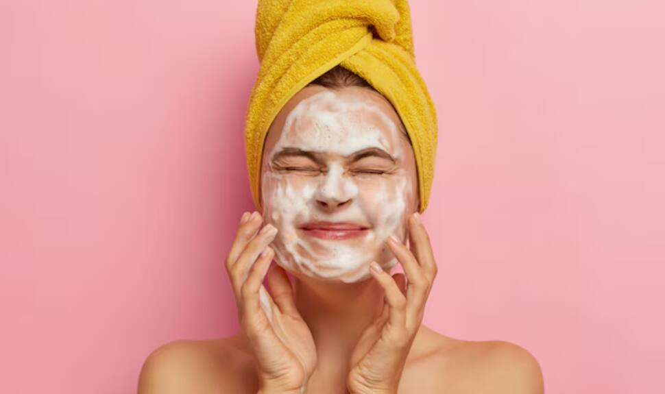 Achieve Radiant Glow with the Best Face Washes on Flipkart