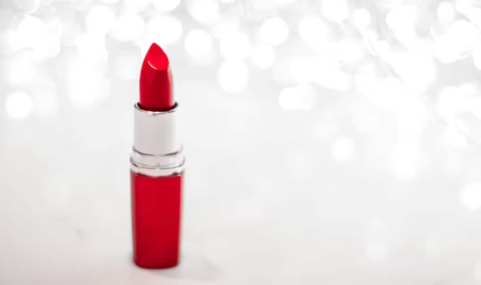 Kiss-Proof and Stunning: Best Long-Lasting Lipsticks for Every Occasion Kiss-Proof and Stunning: Best Long-Lasting Lipsticks for Every Occasion