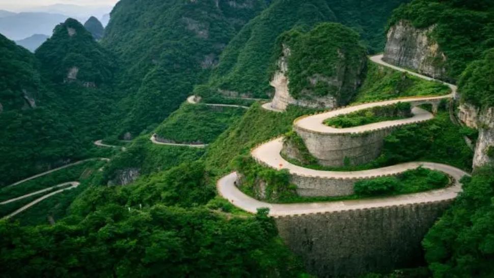 Patiopoulo-Perdikaki Road – Greece