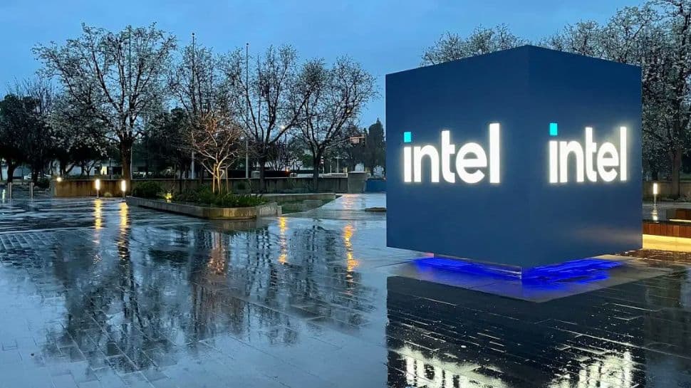 Why Did Intel Replace Its Former CEO?