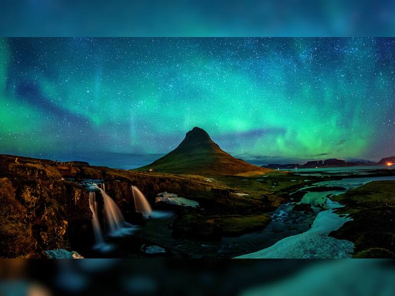 24 Hours Day Or 24 Hours Night?