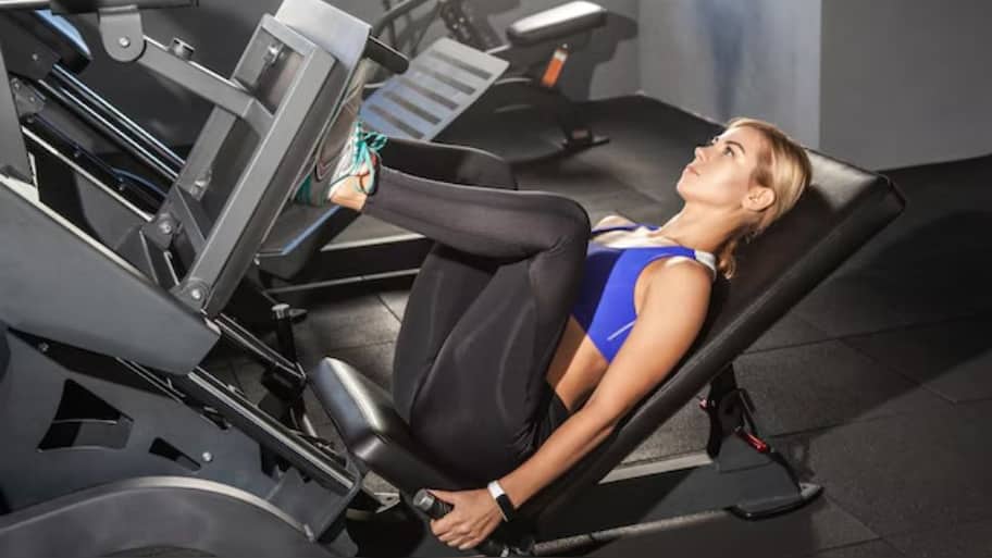 Top 5 Effective Exercises To Tone and Sculpt Your Legs For A Leaner ...