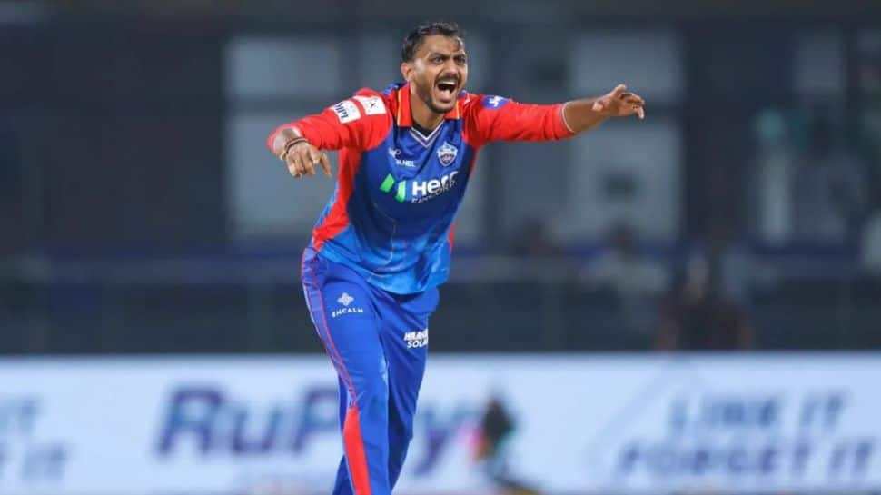 Axar Patel (DC)