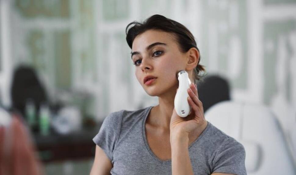 Top 4 Epilators for Pain-Free and Smooth Hair Removal Experience