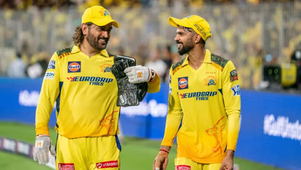 6. When MS Dhoni Handed CSK Captaincy To Ruturaj Gaikwad