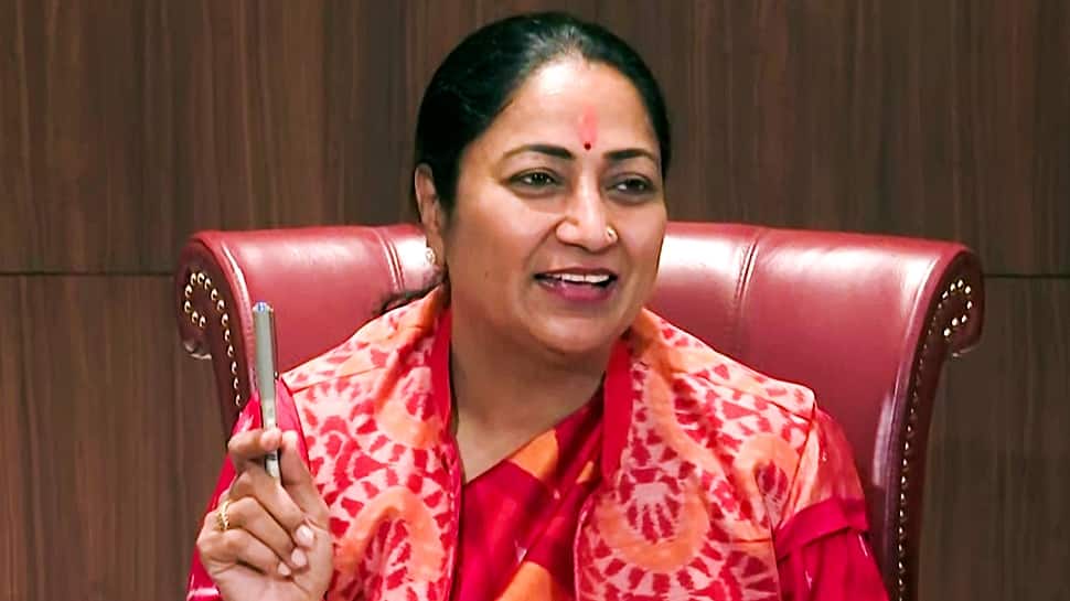 Delhi CM Rekha Gupta's BIG Budget Announcement; Says People Gave 10,000 Suggestions For... Delhi CM Rekha Gupta's BIG Budget Announcement; Says People Gave 10,000 Suggestions For...