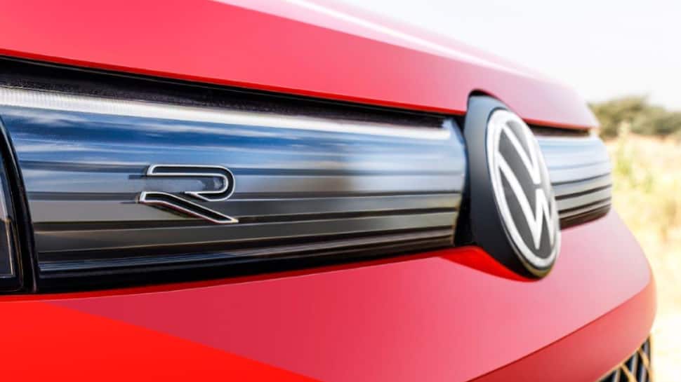 All-New Volkswagen Tiguan R-Line: Pre-Bookings Open Now, Launch Next Month | Auto News  zeenews.india.com