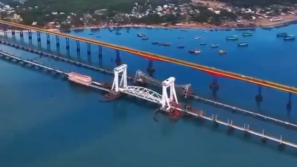 Vertical Lift-Off Bridge