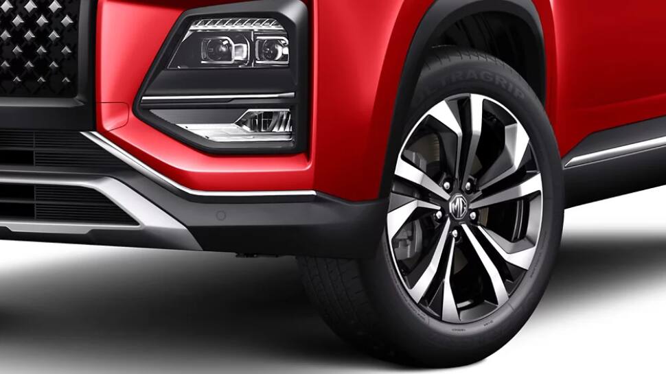 Last Chance! Save Up To Rs 2.40 Lakh On THIS Mahindra XUV700 Rival