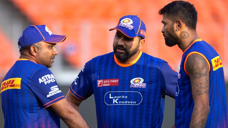 9. Mumbai Indians (MI)