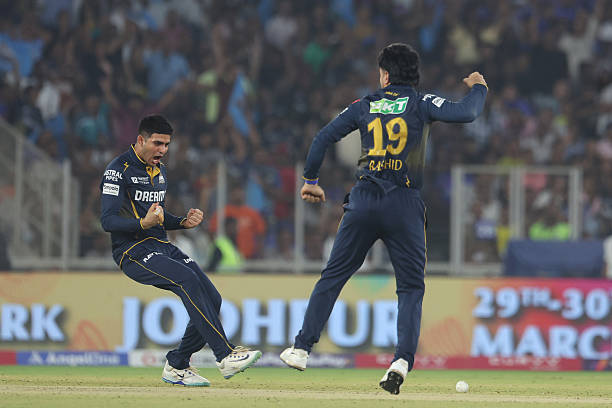 4. Gujarat Titans Stay in Contention with One Win