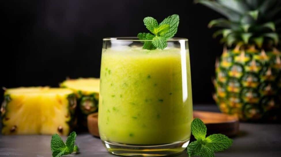 Pineapple Mint Smoothie