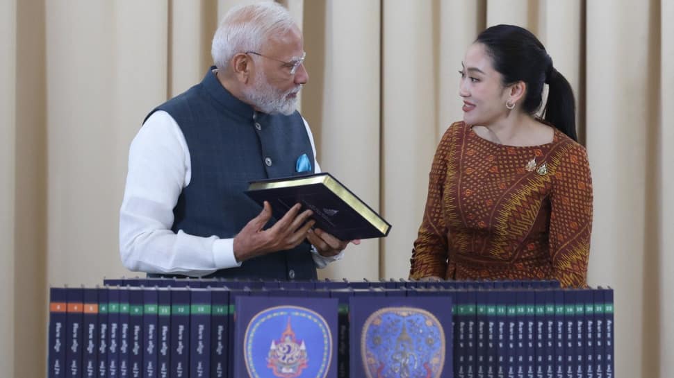 PM Modi Presented With 80-Volume World Tipitaka Phonetic Recitation By Thai Counterpart | India News  zeenews.india.com